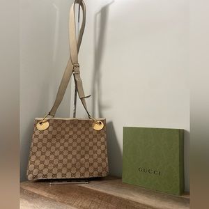 Authentic Gucci GG Canvas Eclipse Messenger Crossbody Bag